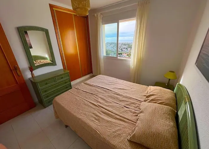 Albatros - Imperial Park - Sea View, 6 Pools, Terrace Apartment *